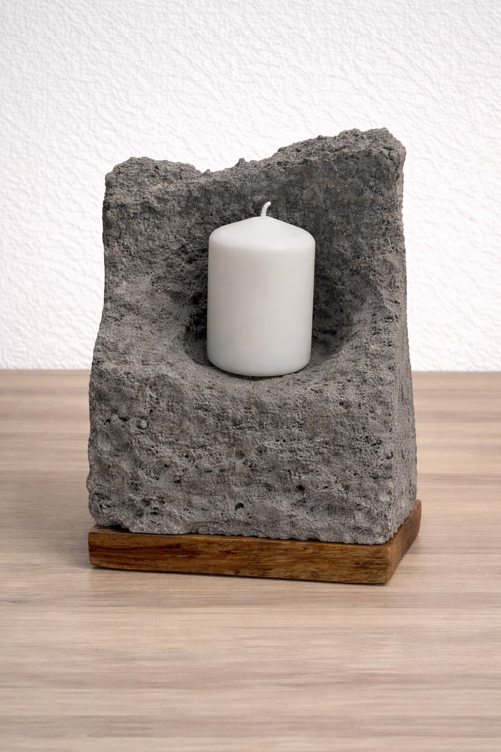 EMBER – Bild 1